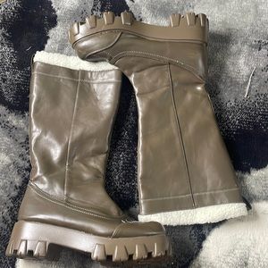 EGO Cold Weather Run the World Olive Chunky Boots Size 10 UK 8
